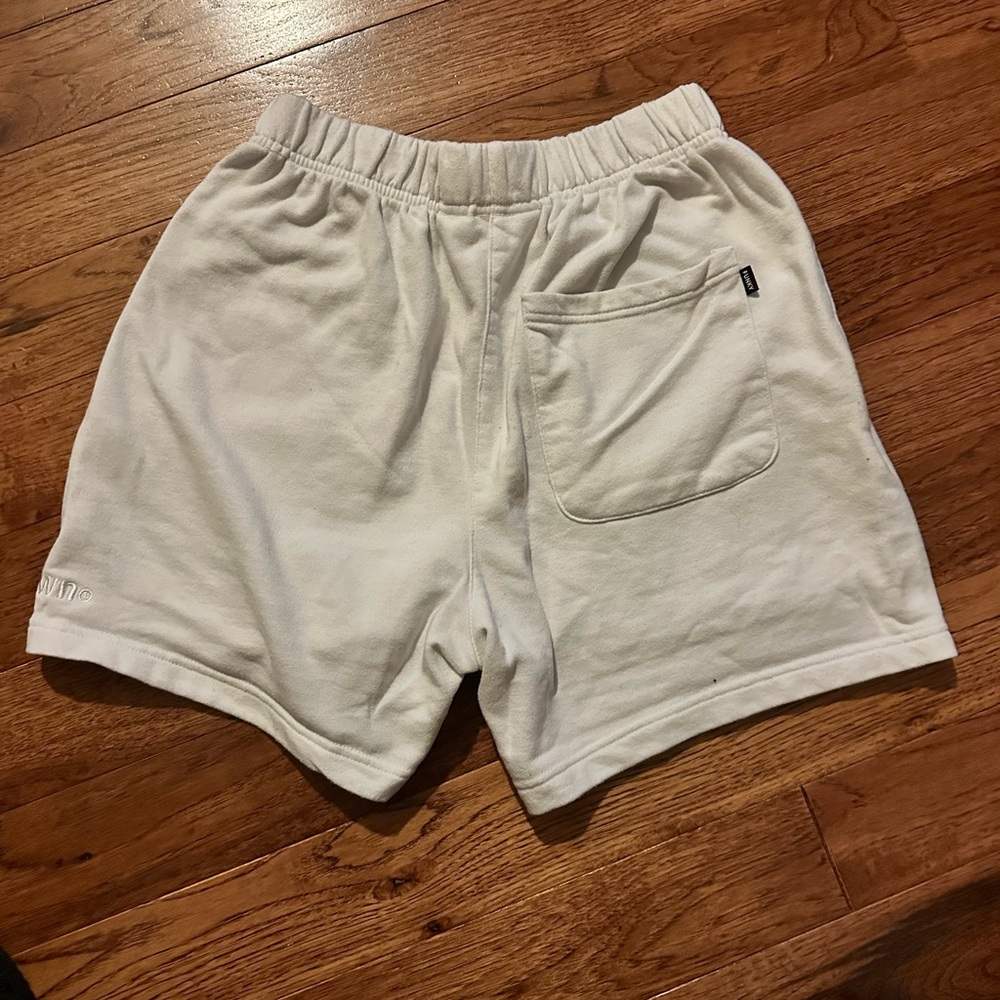 Women’s Medium funkytown shorts, white